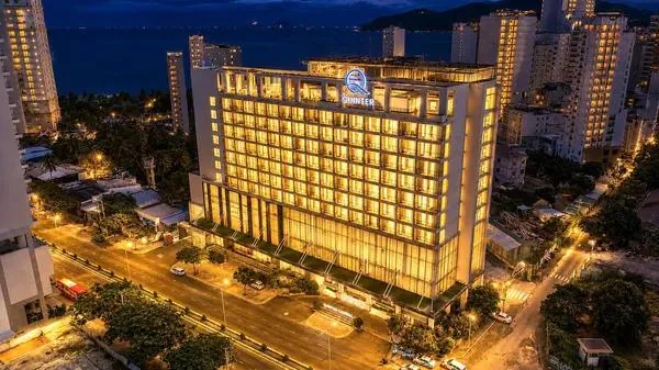 Quinter Central Nha Trang by night