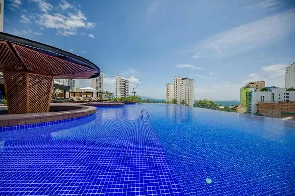 Infinity pool overlooking the bay